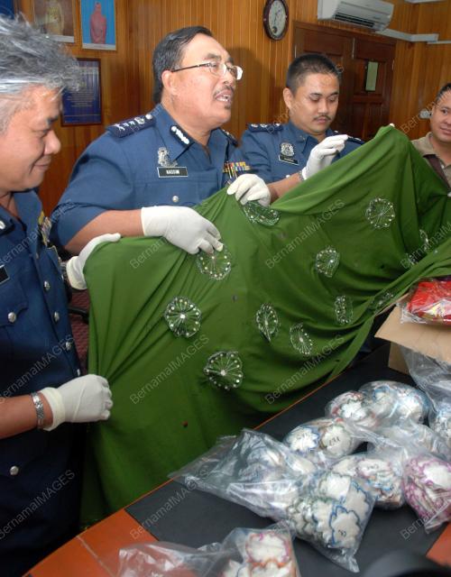 SB04_03012011_DADAH