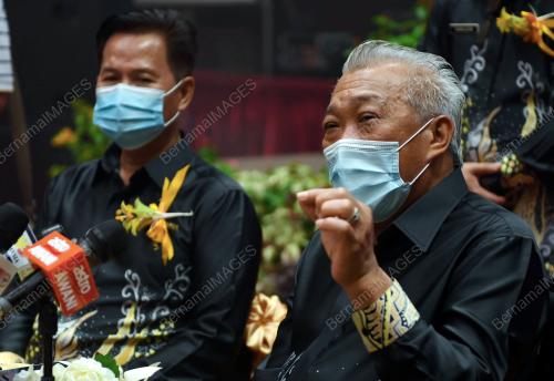 DATUK BUNG MOKTAR RADIN