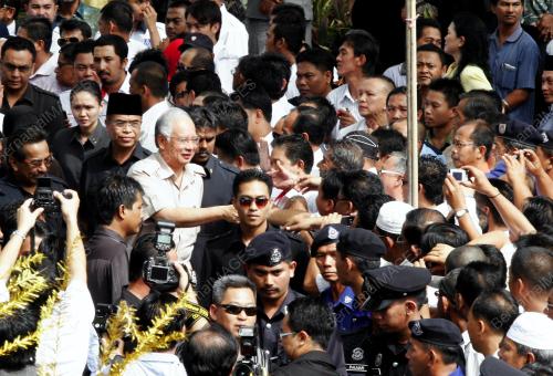 MOHD NAJIB TUN ABDUL RAZAK