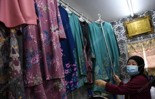 TUKANG JAHIT BAJU HARI RAYA