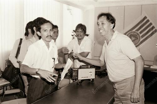 DATUK HARRIS SALLEH