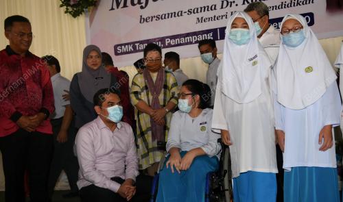 DR RADZI JIDIN