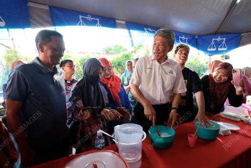 DATUK SERI MOHAMAD HASSAN