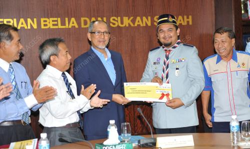 SB04_07042016_TAUFIK