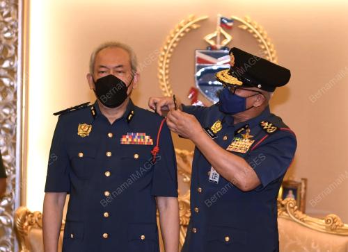TUN JUHAR MAHIRUDDIN
