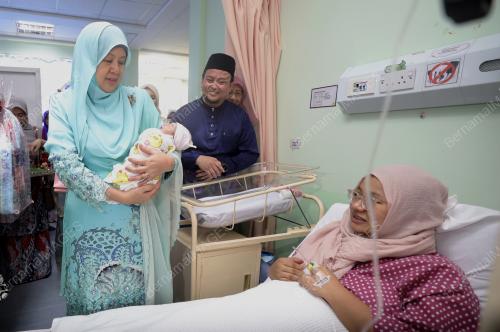 TOH PUAN NORLIDAH RM JASNIH