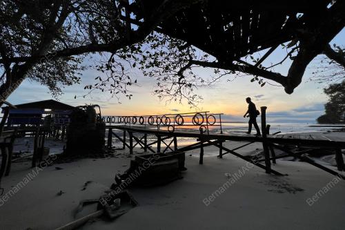 HAKISAN_PANTAI