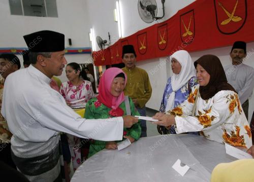 JEN TAN SRI ABDUL AZIZ ZAINAL