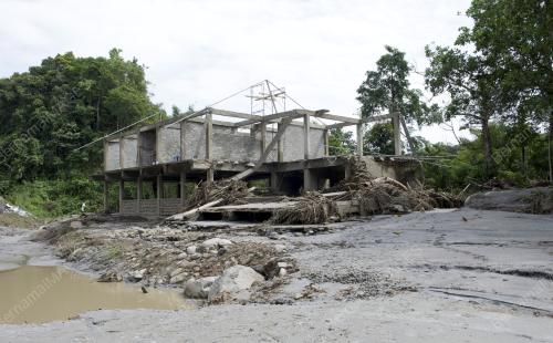 SB04_08082015_BANJIR