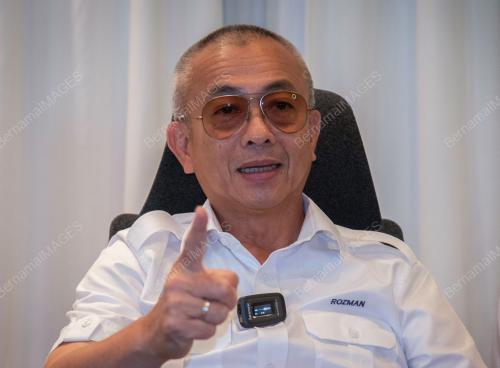DATUK ROZMAN ISLI
