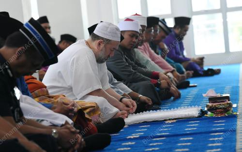 SB04_09022018_AGONG