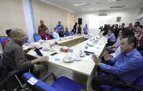DATUK ARMIZAN MOHD ALI