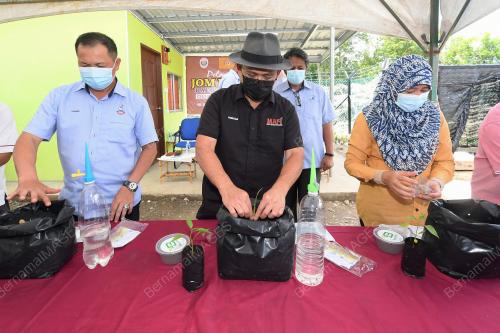 DATUK SERI DR RONALD KIANDEE