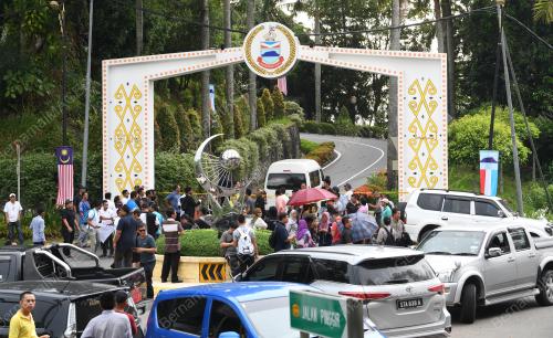 SB04_11052018_WARISAN