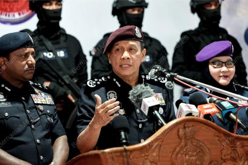 DATUK SERI MOHD KHALID BIN ISMAIL