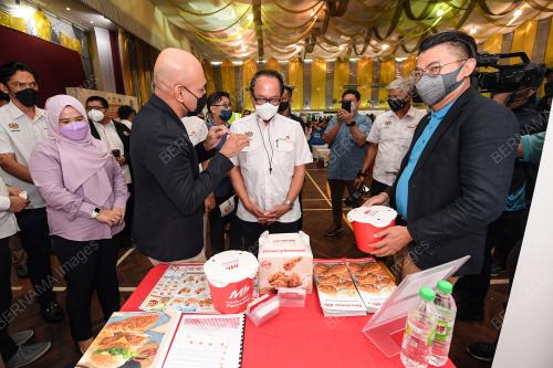 DATUK ZAKARIA MOHD EDRIS