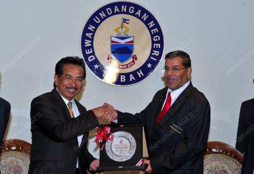 SB04_14042014_KUNJUNGAN