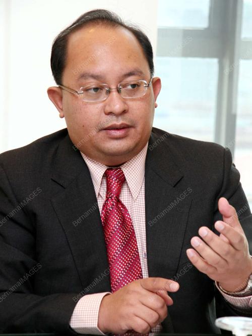 IZHAR HIFNEI ISMAIL