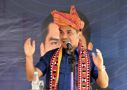 DATUK DR RADZI JIDIN