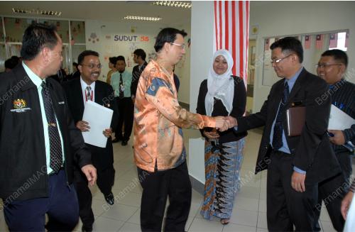 LIOW TIONG LAI