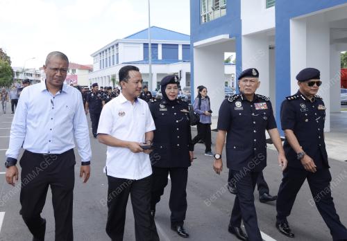 DATUK RUJI UBI