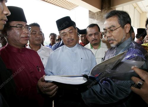 MUHYIDDIN YASSIN