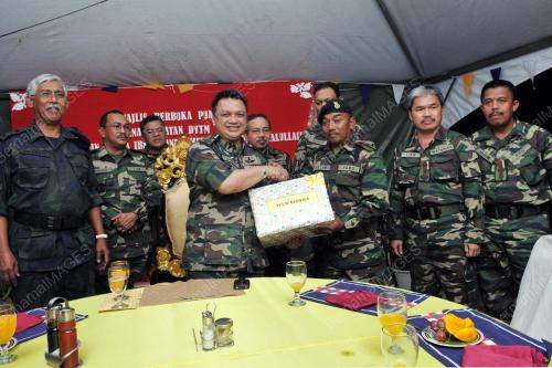TUANKU SYED FAIZUDDIN PUTRA JAMALULLAIL