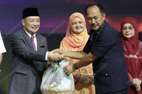 DATUK SERI HAJIJI NOOR