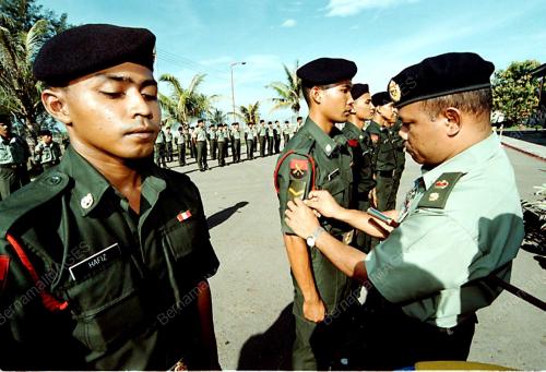 SB04_19022016_NAIK_PANGKAT