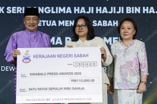 DATUK SERI HAJIJI NOOR
