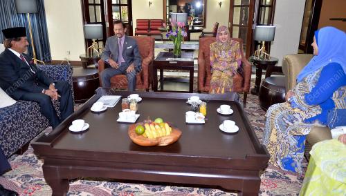 SB04_21012017_SULTAN_BRUNEI