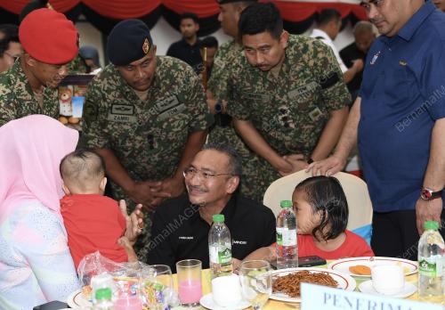 DATUK SERI HISHAMUDDIN TUN HUSSEIN