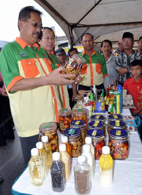 DATUK NASRUN DATU MANSUR