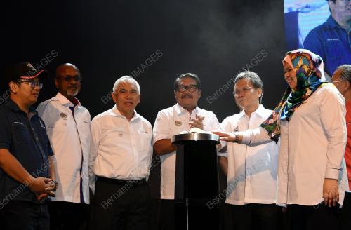 SB04_24082019_USAHAWAN_DESA