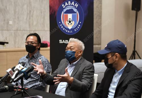 DATUK SERI BUNG MOKTAR RADIN