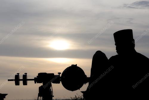 MELIHAT ANAK BULAN RAMADAN BALAI CERAP TANJUNG DUMPIL PUTATAN.