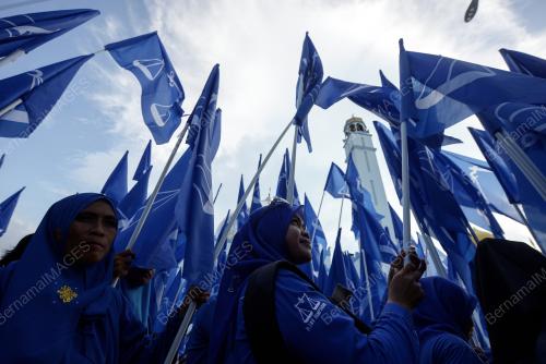 SB04_28042018_BARISAN
