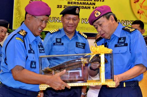SB04_28092013_KENANGAN