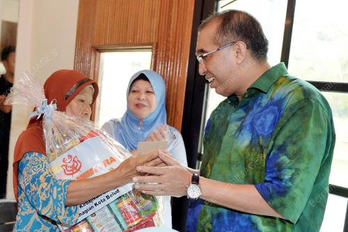 SB04_28112015_DT_SALLEH