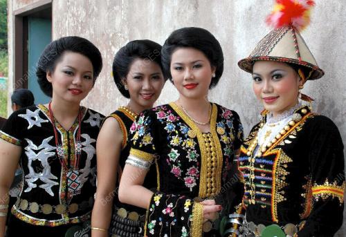 RATU PESTA KAAMATAN