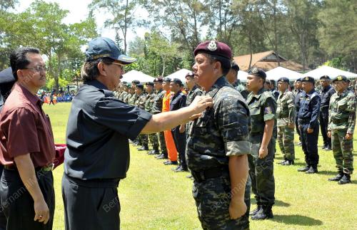 SB04_29062013_PINGAT