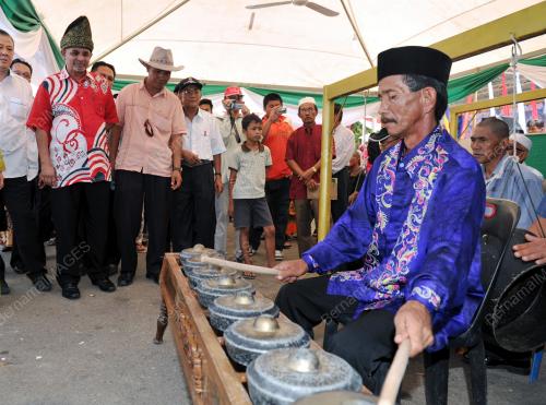 DATUK MAGLIN DENNIS D'CRUZ