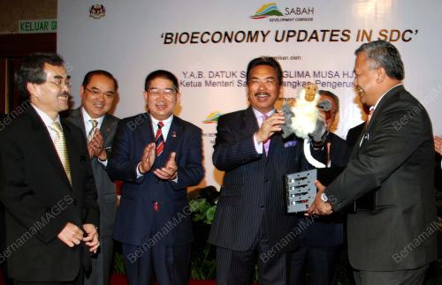 SB04_30082012_BIOECONOMY
