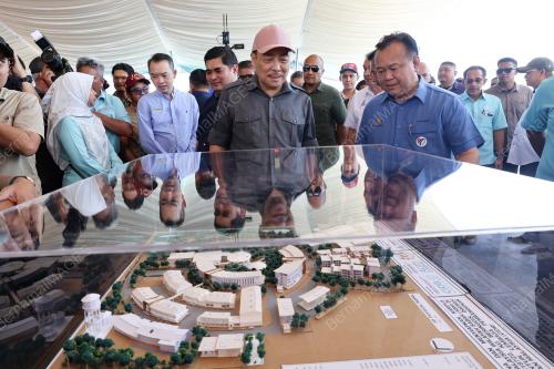 DATUK SERI HAJIJI NOOR