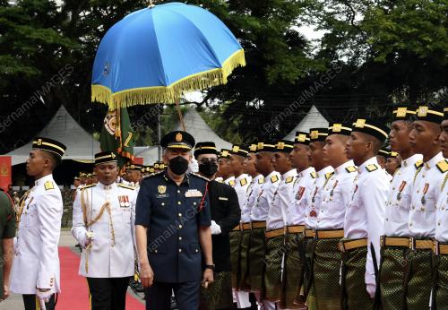 TUN JUHAR MAHIRUDDIN