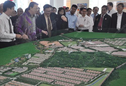 LIOW TIONG LAI