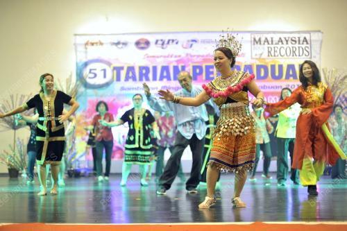 SB05_03052019_DANCE