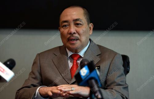 DATUK HAJIJI NOOR