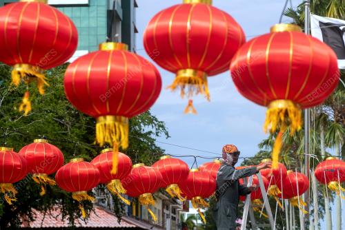 CHINESE NEW YEAR PREPARATIONS
