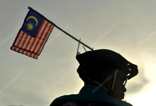 KIBAR JALUR GEMILANG BULAN KEBANGSAAN